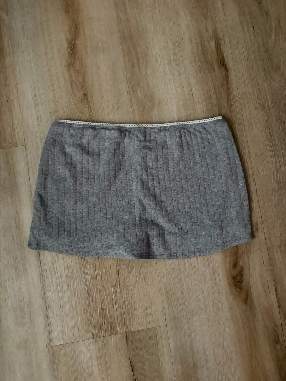 Classic Grey Ribbed Mini Skirt - Picture 3 of 3